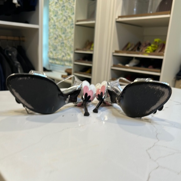 Prada Silver High-Heeled Sandals with Pink Floral Embellishments - Picture 5 of 5